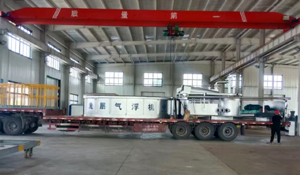 淺層氣浮機(jī)發(fā)貨